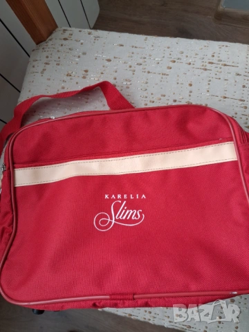 Малка спортна чанта, снимка 4 - Сакове - 52315052