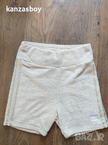 adidas Originals Knit Shorts Neutrals Stylerunner - страхотни дамски панталони КАТО НОВИ, снимка 6 - Спортни екипи - 40901171