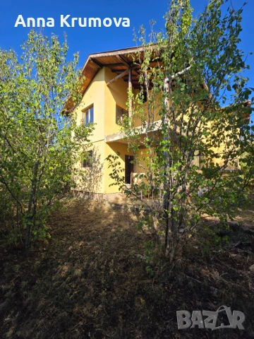 Къща с голям двор в с Туден, община Годеч, Софийска област , снимка 15 - Къщи - 53439466