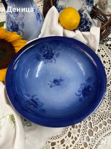 Комплект за лична хигиена или умивалник за спалня💙 Според мен е съвременна репродукция , снимка 2 - Сервизи - 51174811