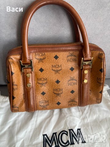 MCM оригинална чанта, снимка 4 - Чанти - 42096989