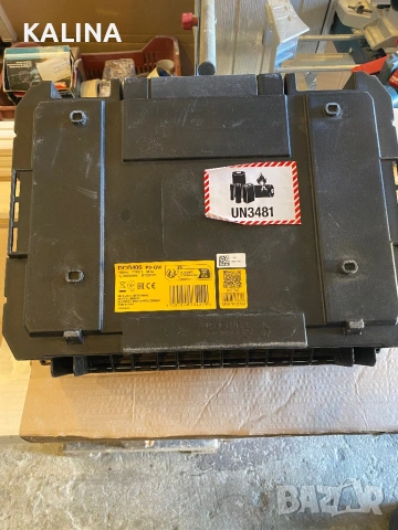 De Walt куфар за ъглошлайф, снимка 5 - Куфари с инструменти - 53666286