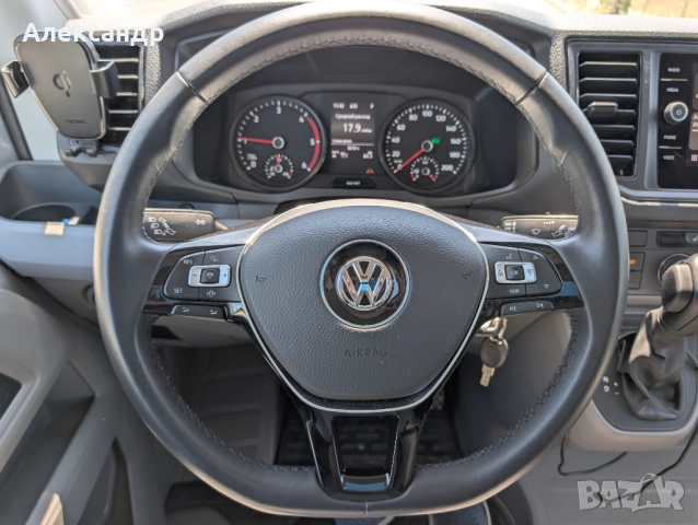 Кемпер VW Grand California 600, снимка 17 - Каравани и кемпери - 52183227