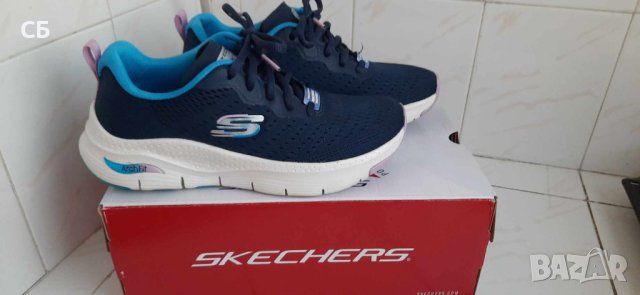 Дамски сникърси Skechers, снимка 1 - Маратонки - 42242161