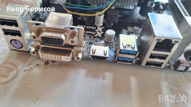 ASRock B85M Pro4 – неработещо, за части или ремонт, снимка 10 - Дънни платки - 51948116