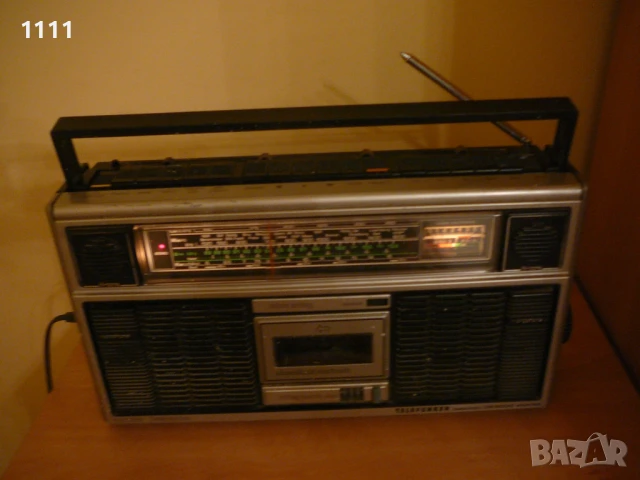 TELEFUNKEN CR-8000, снимка 4 - Ресийвъри, усилватели, смесителни пултове - 51409711