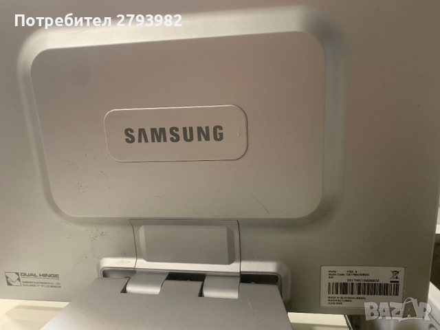 Samsung 17" LCD TFT Монитор, снимка 2 - Монитори - 44688207