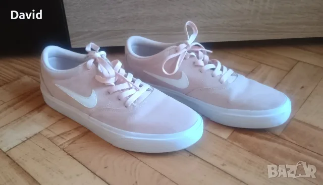 Оригинални маратонки Nike SB Charge Suede