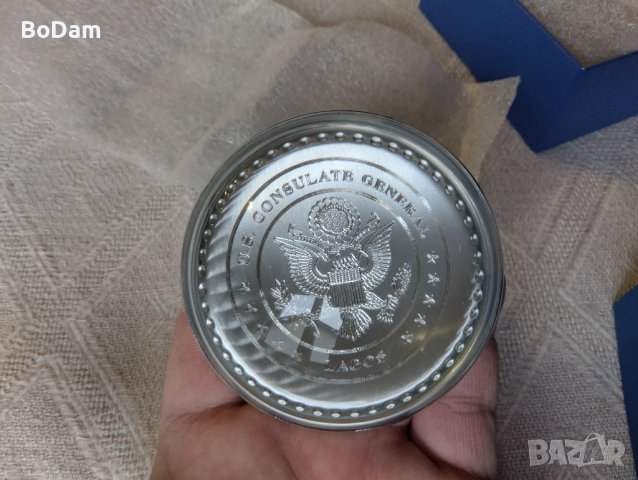 Луксозно ПРЕСПАПИЕ с посребрена основа