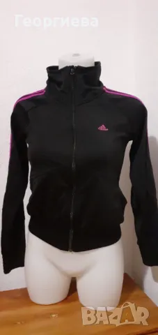 Спортен екип Adidas, снимка 1 - Детски комплекти - 48552351