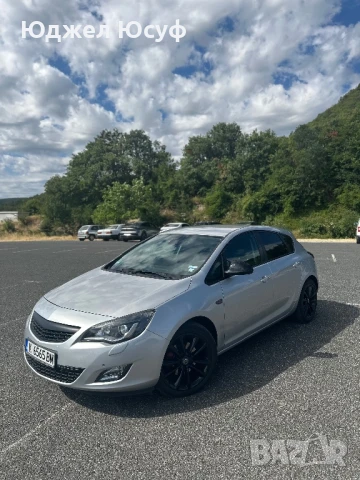Opel Astra J, снимка 3 - Автомобили и джипове - 47540012