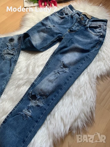 Накъсани дънки, снимка 2 - Дънки - 50919291