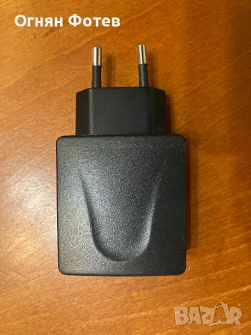 Auris 2,1 А зарядно., снимка 2 - Оригинални зарядни - 50800525