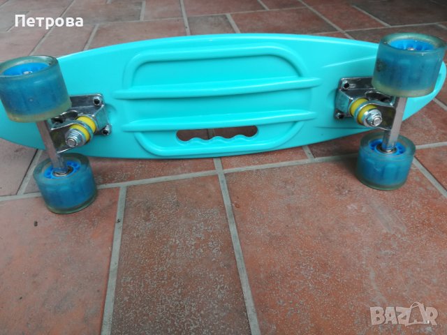 Пениборд за 50 лв, снимка 2 - Скейтборд, ховърборд, уейвборд - 40798909