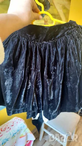 Детски костюм от кадифе, снимка 6 - Детски комплекти - 47720333