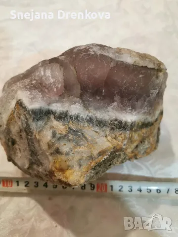 камък аметист, снимка 2 - Антикварни и старинни предмети - 47656773