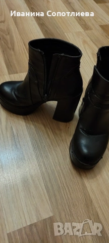 Продавам боти ниски, снимка 2 - Дамски боти - 52877399