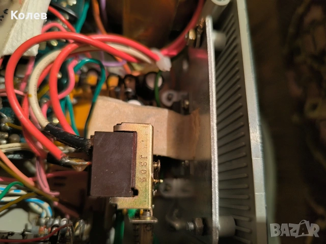 Винтидж стерео VU-метър с предусилвател, снимка 9 - Ресийвъри, усилватели, смесителни пултове - 53865733