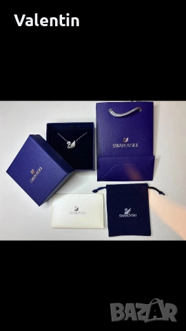 Swarovski/black swan