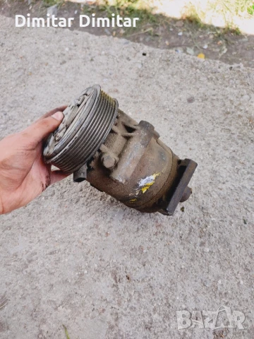 Компресор климатик Renault Megane  1.9 DCI 1.9dci Рено Меган Сценик 1.9 ДЦИ, снимка 2 - Части - 50746977