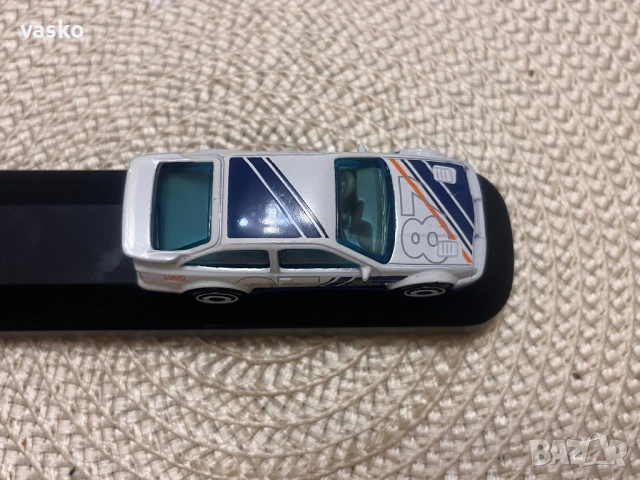 Hotwheels Siera Cosworth, снимка 5 - Колекции - 53458441