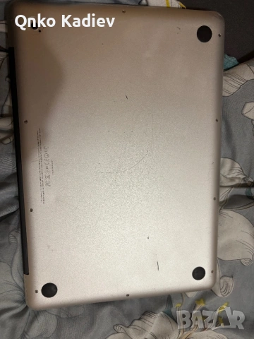 Продавам лаптоп