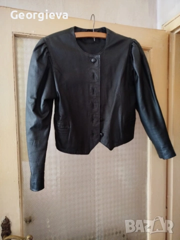 дамско кожено яке 34 размер 