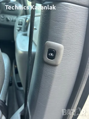 Chrysler Voyager Limited XS 3.3 Бензин, снимка 13 - Автомобили и джипове - 50114034