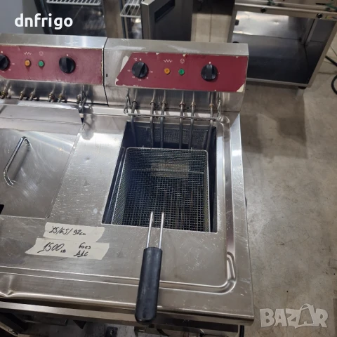 Електрически фритюрник с база, снимка 3 - Обзавеждане на кухня - 51253838