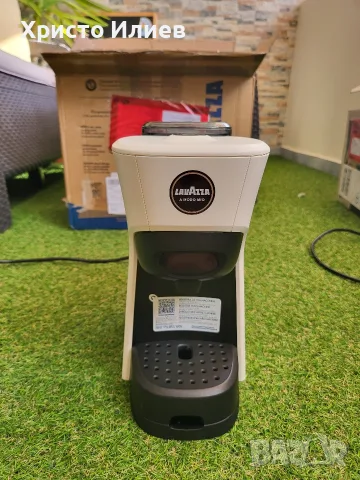 Еспресо кафемашина с капсули Lavazza A Modo Mio Tiny Eco, снимка 5 - Кафемашини - 56082413