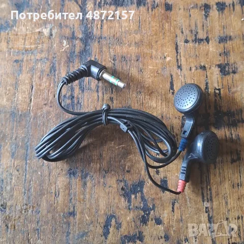 радио малко тъмно синьо със слушалки внос от Италия, снимка 6 - Радиокасетофони, транзистори - 55736954