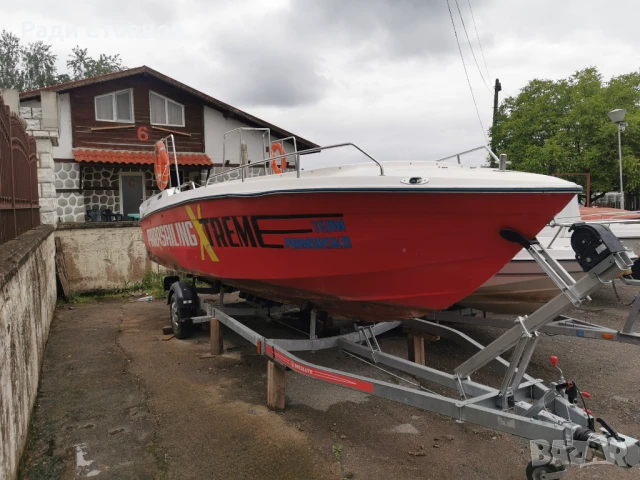 Лодка за разходки и парасейлинг, снимка 5 - Воден транспорт - 50455403