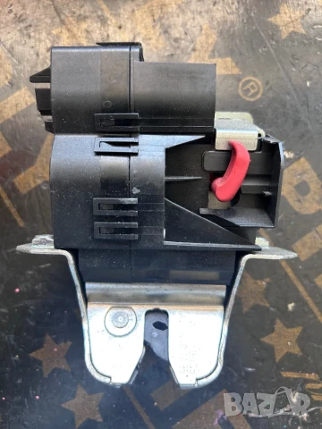 Брава заден капак мерцедес бенц w203 ц класа цлц cl203 купе