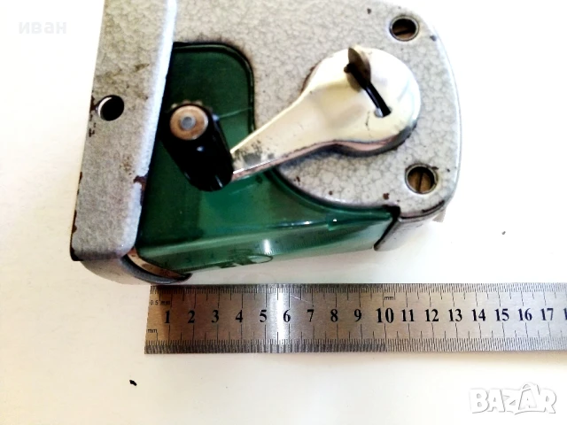 Стара голяма настолна острилка., снимка 13 - Антикварни и старинни предмети - 50867342