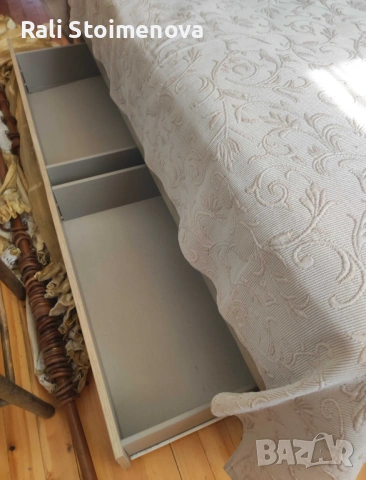Легло с матрак + ракла и шкафчета + покривало за легло, снимка 6 - Спални и легла - 53298145