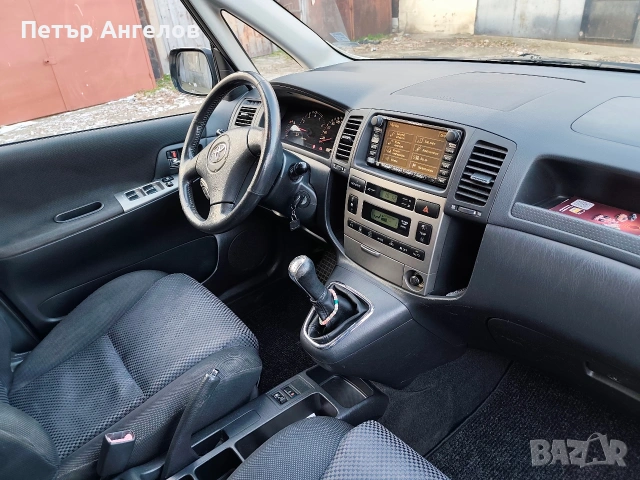 Toyota Corolla Verso 2.0 D-4D | НОВ съединител | Печка | Камера | ТОП, снимка 14 - Автомобили и джипове - 53148399