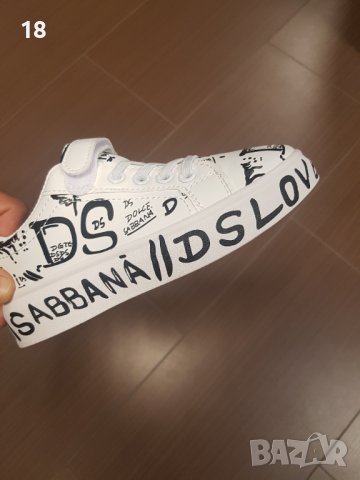 Обувки, снимка 2 - Дамски ежедневни обувки - 40373331