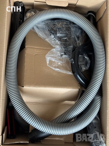 Rowenta Silence Force 4A RO6491EA, снимка 5 - Прахосмукачки - 52872178