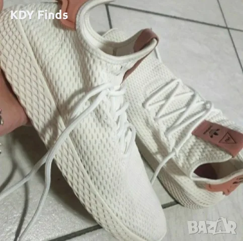 Adidas Pharell Wiliams tenis hu 45номер, снимка 4 - Маратонки - 56164944