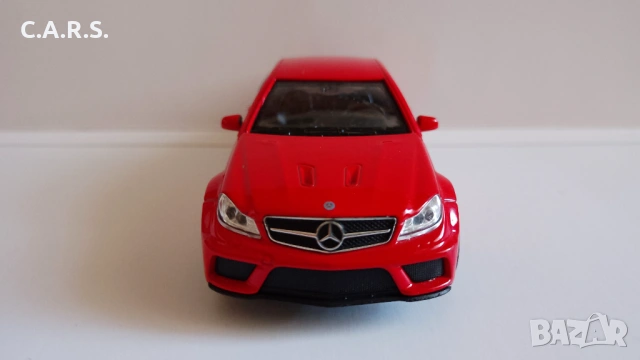Mercedes-Benz C63 AMG Coupe Welly - Мащаб 1:34-39, снимка 14 - Колекции - 53053641