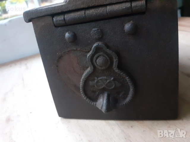 Стара английска ютия с комин, снимка 4 - Антикварни и старинни предмети - 52280953