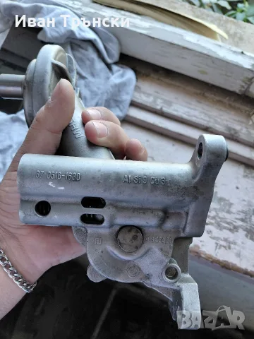 Оригинална Маслена помпа за Audi A6 C6 / A4 B7 / VW Touareg 3.0 TDI - 059115105AD, снимка 3 - Части - 55720286