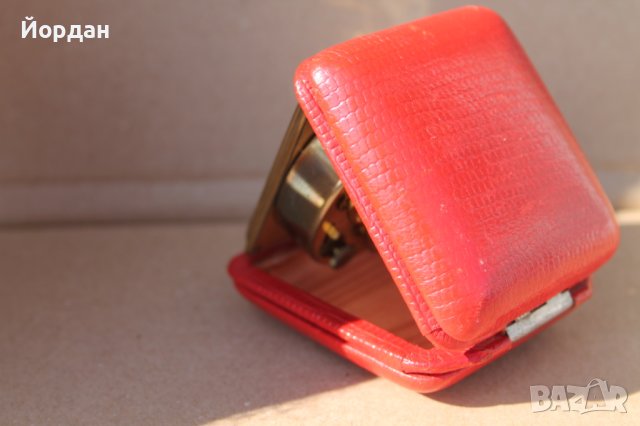 Немски туристически будилник ''Diehl'' 1940 г., снимка 4 - Антикварни и старинни предмети - 40877009