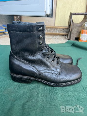 Продавам войнишки кубинки 43 номер от соца 