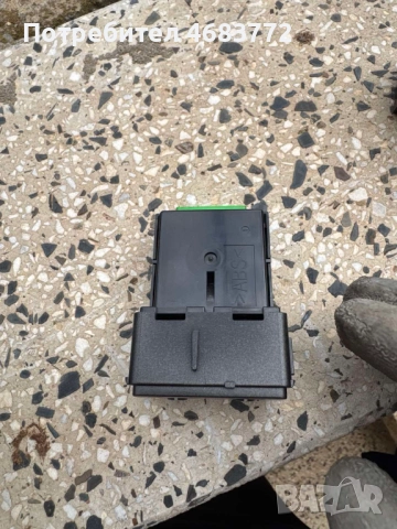 Бутон за регулиране нивото на фаровете на Range Rover Evoque само за 50лв. GJ32-11654-GB, снимка 2 - Части - 52808840