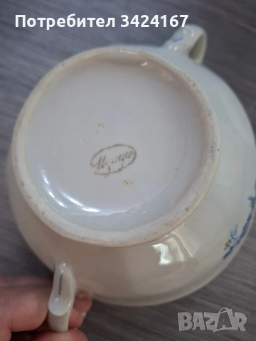 Захарница, латиера и чайник от порцелан , снимка 4 - Сервизи - 53748054