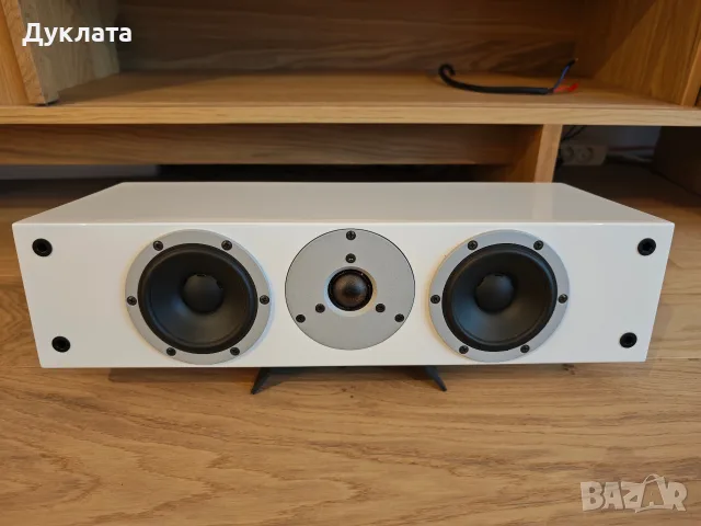 Продавам висок клас централна колона Dynaudio X 22 center в бял пиано лак , произведена в Дания!