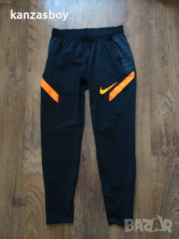 nike - страхотно мъжко долнище S , снимка 4 - Спортни дрехи, екипи - 48002937