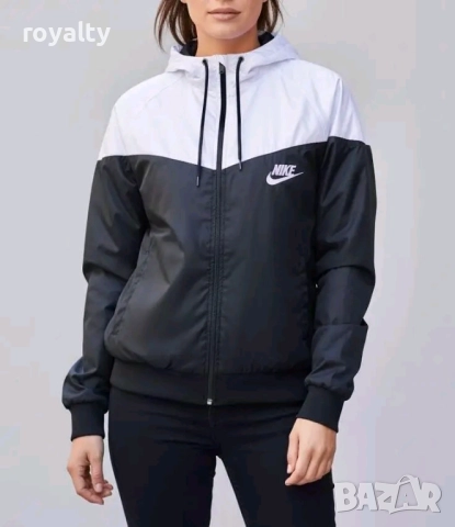 Nike Дамски Ветровки, снимка 4 - Спортни екипи - 52571295
