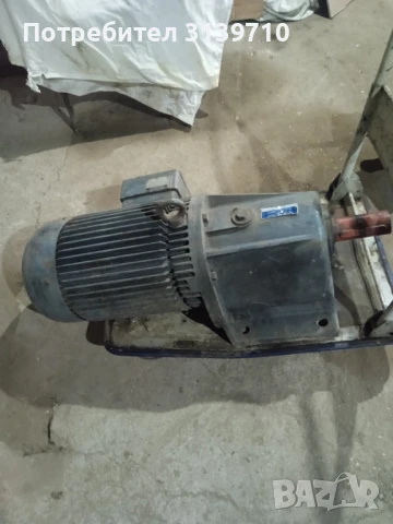 Ел.мотор-редуктор немски, снимка 2 - Електродвигатели - 50476252